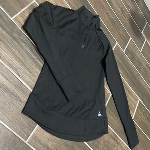 Small Reebok warm quick dry running pullover with back vent.